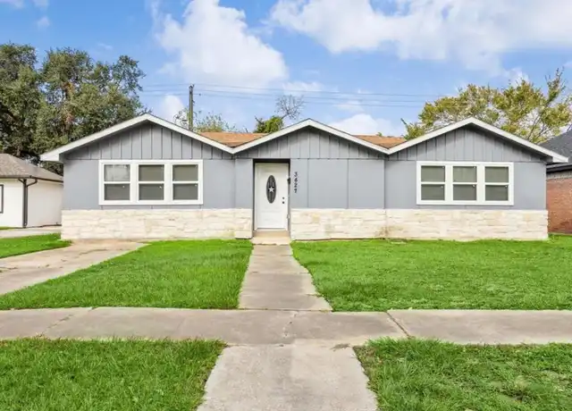 Property at 3427 Wentworth St, Houston, TX, 77004, 5 beds, 2 baths, [object Object]