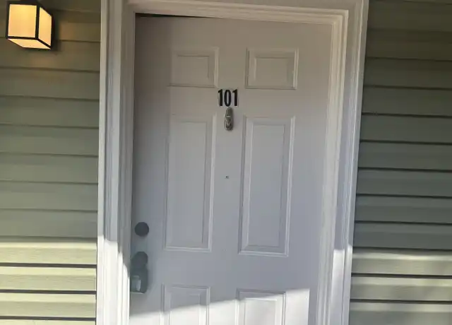 Property at 751 E Red Bud Rd Unit 101, Knoxville, TN, 37920, 2 beds, 1 bath, [object Object]