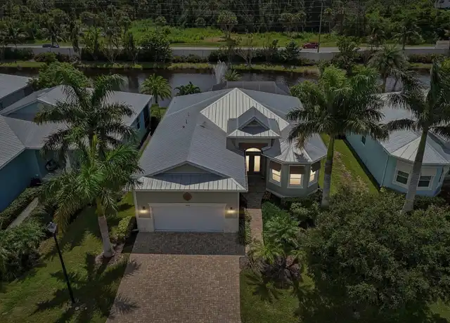 Property at 10446 Coquina Ct, Placida, FL, 33946, 3 beds, 2 baths, [object Object]