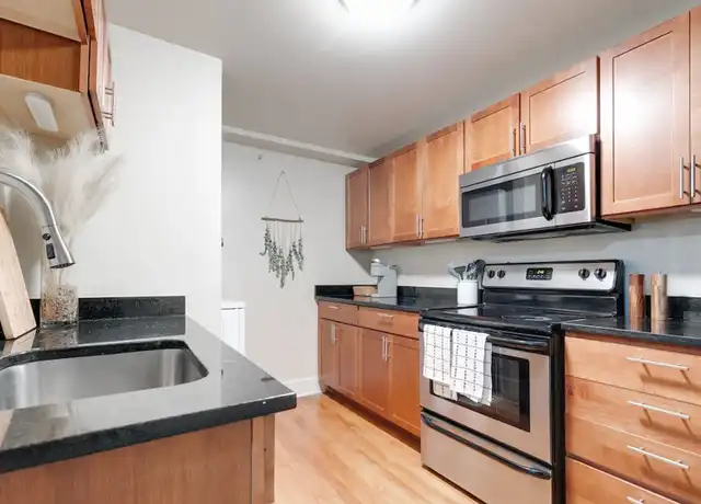 Property at 213 E Broad St Unit 107, Richmond, VA, 23219, 1 bed, 1.5 baths, [object Object]