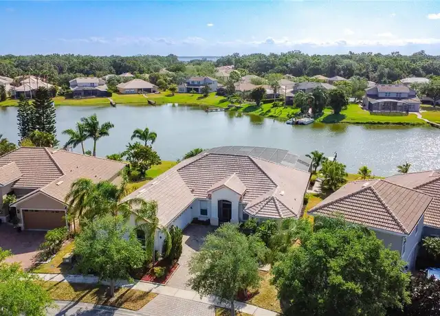 Property at 3549 Somerset Cir, Kissimmee, FL, 34746, 4 beds, 3 baths, [object Object]