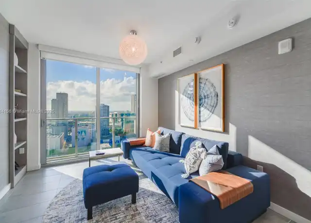 Property at 227 NE 2nd St #2804, Miami, FL, 33132, 1 bed, 1 bath, [object Object]