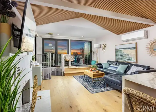 Property at 32146 Coast Hwy, Laguna Beach, CA, 92651, 3 beds, 5 baths, [object Object]