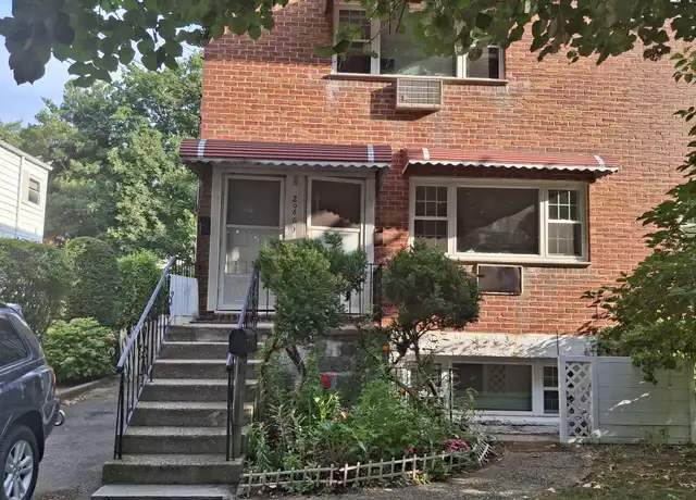 Property at 206-61 45th Dr Unit 1st Fl, Flushing, NY, 11361, 2 beds, 1 bath, [object Object]