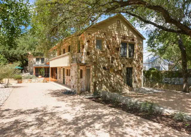 Property at 612 Cliff Dr, Austin, TX, 78704, 2 beds, 2 baths, [object Object]