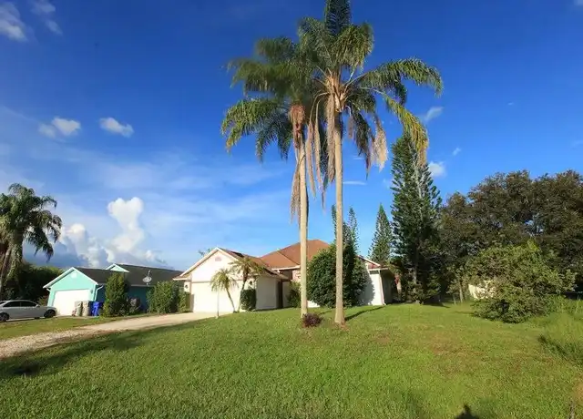 Property at 9180 101st Ct, Vero Beach, FL, 32967, 2 beds, 2 baths, [object Object]