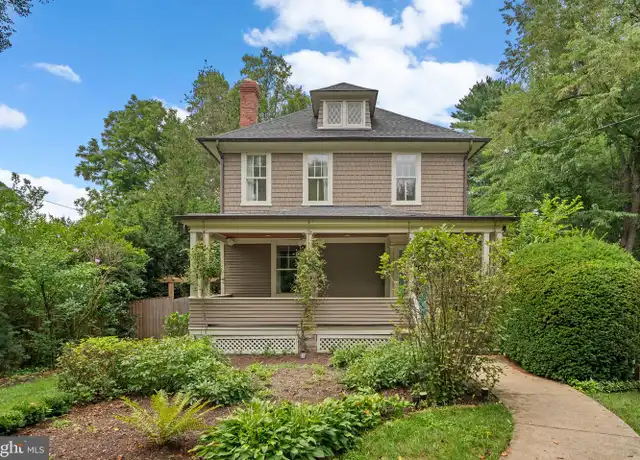 Property at 10302 Fawcett St, Kensington, MD, 20895, 4 beds, 3.5 baths, [object Object]
