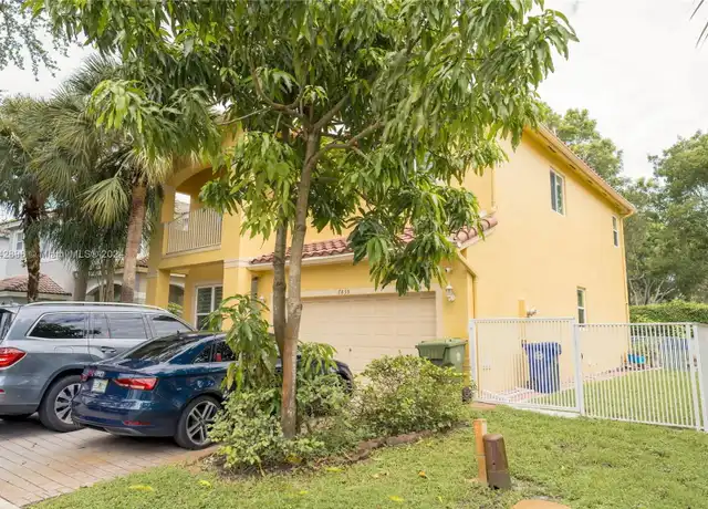 Property at 7835 NW 19th Ct, Hollywood, FL, 33024, 4 beds, 2.5 baths, [object Object]