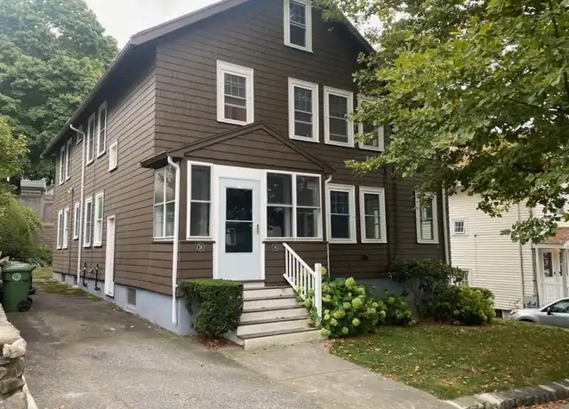 Property at 26 Bradford Rd Unit 2, Watertown, MA, 02472, 2 beds, 1 bath, [object Object]