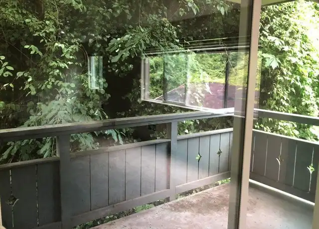 Property at 7060 Lincoln Park Way SW Unit 301, Seattle, WA, 98136, 1 bed, 1 bath, [object Object]
