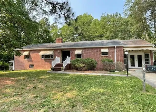 Property at 412 W High St, South Hill, VA, 23970, 3 beds, 2.5 baths, [object Object]