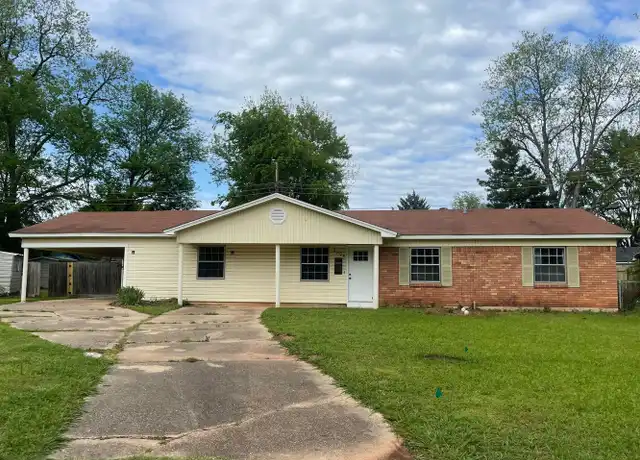 Property at 3208 Anita Cir, Bossier City, LA, 71112, 3 beds, 2 baths, [object Object]