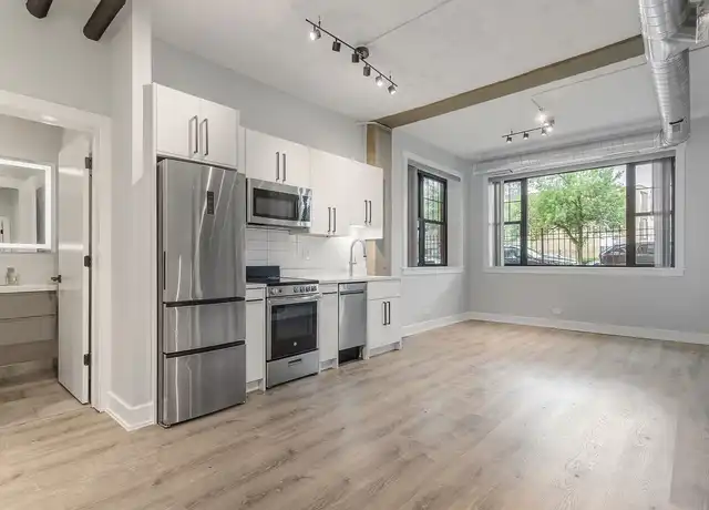 Property at The Lakeside Terrace - 7645 N Sheridan Rd, Chicago, IL, 60626, 2 beds, 1 bath, [object Object]