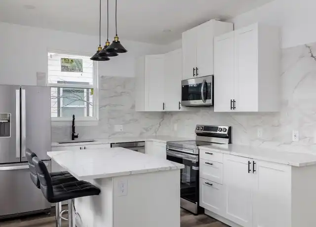 Property at 2308 Santa Maria St, Austin, TX, 78702, 2 beds, 2 baths, [object Object]