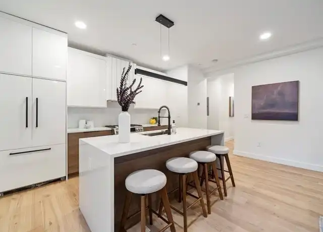 Property at 118 Spring St #1, Cambridge, MA, 02141, 3 beds, 3 baths, [object Object]
