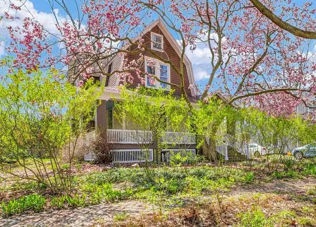 Property at 609 W California Ave, Urbana, IL, 61801, 3 beds, 2 baths, [object Object]