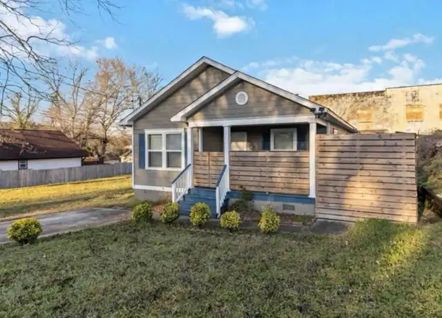 Property at 660 Simmons St NW, Atlanta, GA, 30318, 4 beds, 2 baths, [object Object]