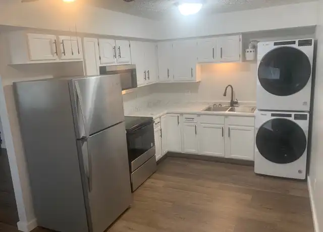 Property at 6450 Farmdale Rd, Barboursville, WV, 25504, 2 beds, 1 bath, [object Object]