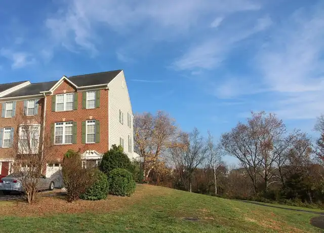 Property at 15040 Danehurst Cir, Gainesville, VA, 20155, 4 beds, 3.5 baths, [object Object]