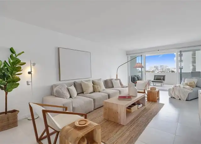 Property at 333 Sunset Dr, Fort Lauderdale, FL, 33301, 1 bed, 2 baths, [object Object]