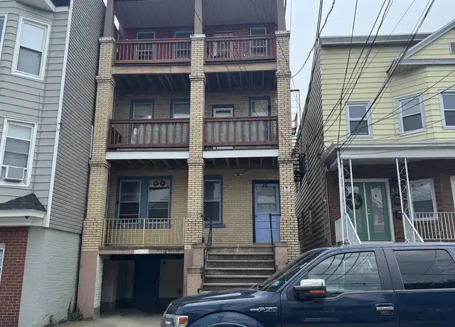 Property at 40 W 17th St, Bayonne, NJ, 07002, 2 beds, 1 bath, [object Object]