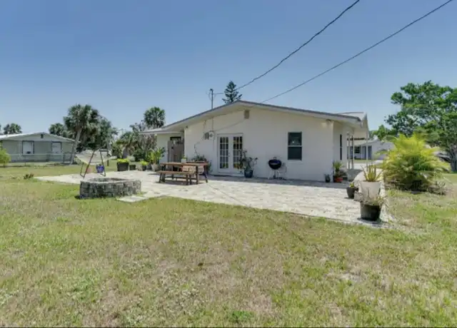 Property at 856 E 3rd St, Englewood, FL, 34223, 2 beds, 1 bath, [object Object]
