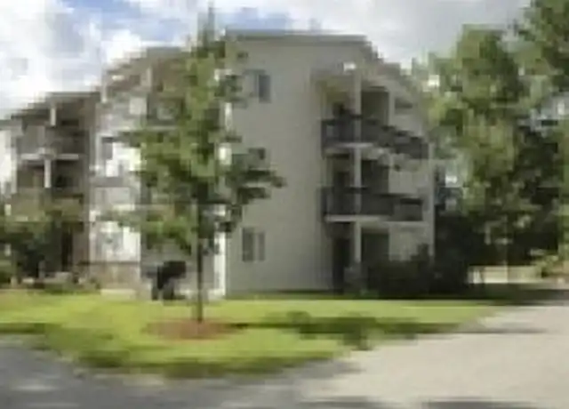 Property at 99 Mammoth Rd #1, Hooksett, NH, 03106, 2 beds, 2 baths, [object Object]