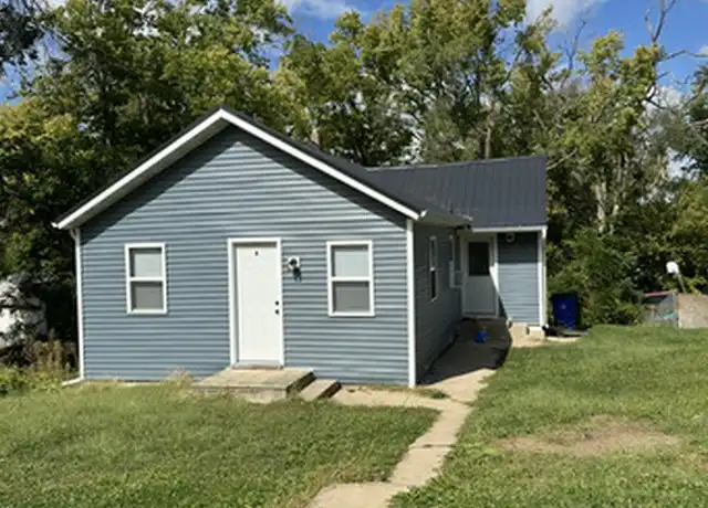 Property at 1212 20th Ave SW, Cedar Rapids, IA, 52404, 2 beds, 1 bath, [object Object]