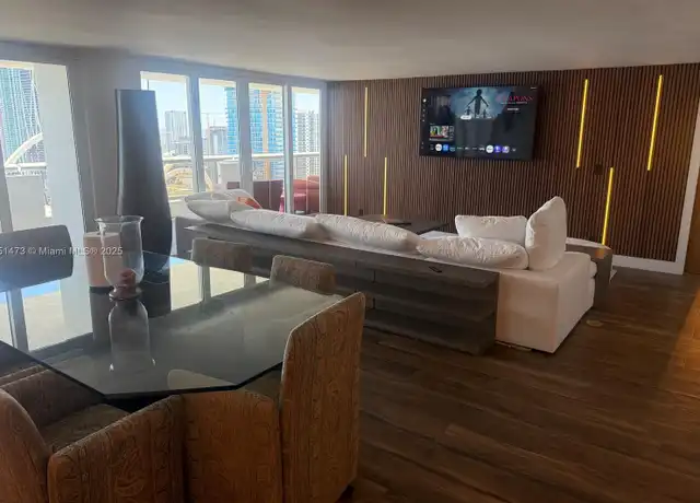 Property at 1717 N Bayshore Dr Unit B-4154, Miami, FL, 33132, 2 beds, 2 baths, [object Object]