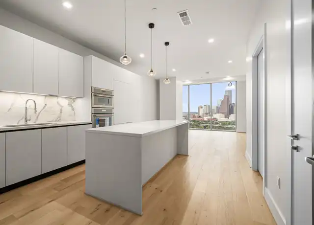 Property at 1711 Allen Pkwy #2105, Houston, TX, 77019, 1 bed, 1.5 baths, [object Object]