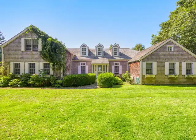 Property at 70 Sayres Path, Wainscott, NY, 11975, 4 beds, 4.5 baths, [object Object]