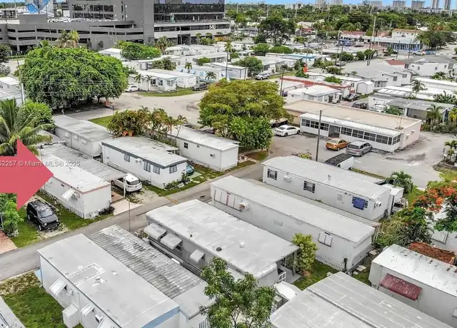 Property at 345 Maple St Unit PH, Hallandale Beach, FL, 33009, 2 beds, 1 bath, [object Object]