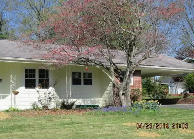 Property at 908 Buchanan Dr, Blacksburg, VA, 24060, 3 beds, 2.5 baths, [object Object]