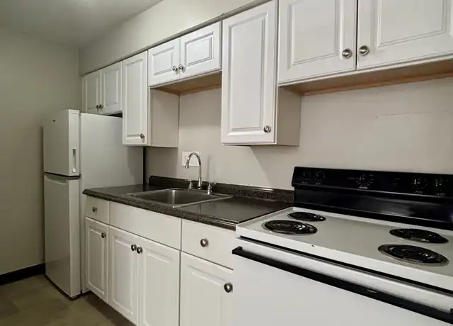 Property at 1635 Ardmore Blvd, Pittsburgh, PA, 15221, 2 beds, 1 bath, [object Object]
