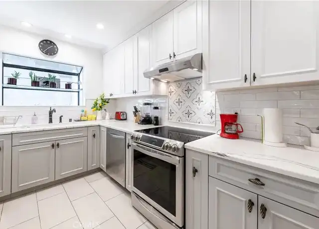 Property at 1734 N Fuller Ave #109, Los Angeles, CA, 90046, 2 beds, 2 baths, [object Object]