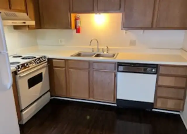 Property at 1 Hidden Valley Dr Unit F8, Tupelo, MS, 38801, 1 bed, 1 bath, [object Object]