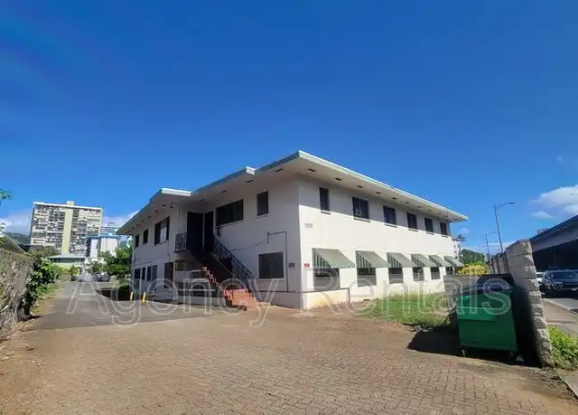 Property at 1114 Lunalilo St Unit 4, Honolulu, HI, 96822, 1 bed, 1 bath, [object Object]