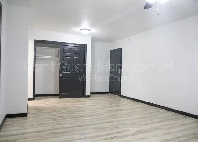 Property at 7122 Jones Cir Unit 8, Omaha, NE, 68106, 1 bed, 1 bath, [object Object]