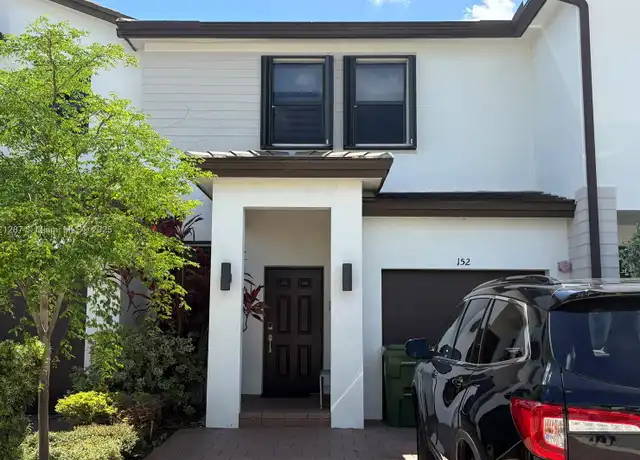 Property at 152 SW 185th Way, Pembroke Pines, FL, 33029, 3 beds, 2.5 baths, [object Object]