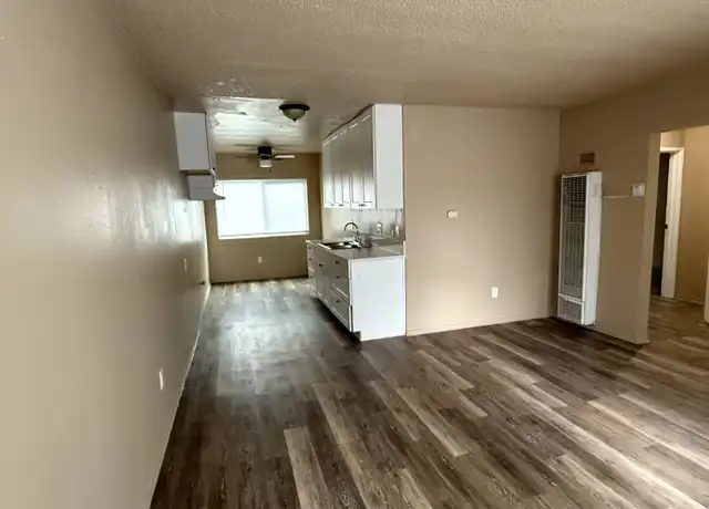 Property at 15319 S White Ave Unit M, Compton, CA, 90221, 2 beds, 1 bath, [object Object]