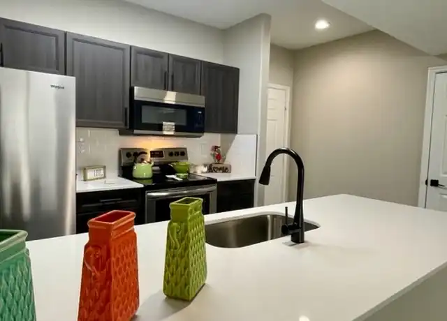 Property at 1000 Yorktown St Unit MS1, Houston, TX, 77056, 2 beds, 2 baths, [object Object]