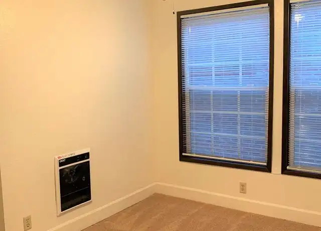 Property at 5 SW Whitaker St Unit 1, Portland, OR, 97239, 1 bed, 1 bath, [object Object]
