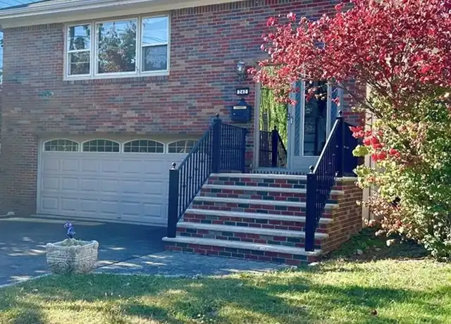 Property at 242 Warren Ave, Fort Lee, NJ, 07024, 3 beds, 1 bath, [object Object]