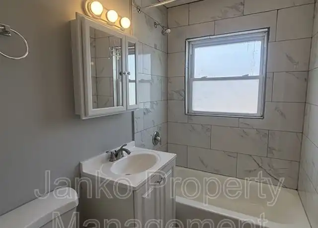 Property at 2109 W 119th St Unit 7, Blue Island, IL, 60406, 1 bed, 1 bath, [object Object]