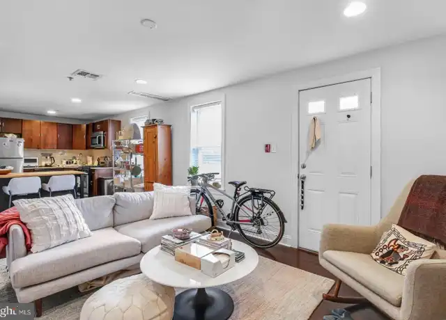 Property at 1616 Fairmount Ave Unit C, Philadelphia, PA, 19130, 1 bed, 1.5 baths, [object Object]