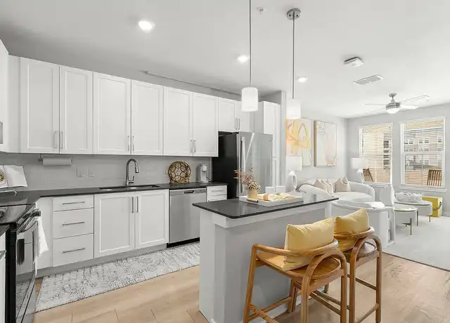 Property at Marlowe South Tampa - 7210 Interbay Blvd, Tampa, FL, 33616, 0 beds, 1 bath, [object Object]