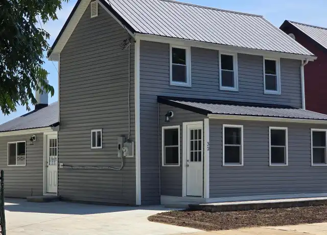 Property at 32 S Main St, Magnolia, DE, 19962, 2 beds, 2 baths, [object Object]