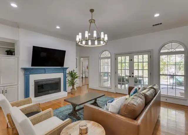 Property at 1811 Forest Meadow Ln, Richardson, TX, 75081, 5 beds, 4.5 baths, [object Object]