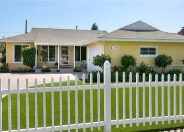Property at 11252 Delano St, North Hollywood, CA, 91606, 3 beds, 2 baths, [object Object]