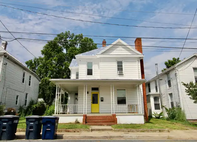Property at 609 Collicello St, Harrisonburg, VA, 22802, 4 beds, 2 baths, [object Object]